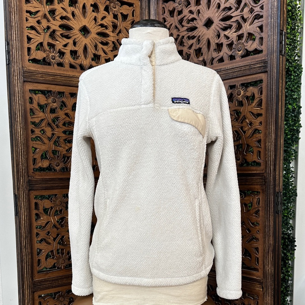 Patagonia Women's Off-White Turtleneck Sweater